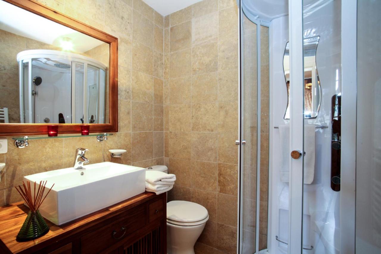 In Sarlat Luxury Rentals, Medieval Center - Maison Fenelon Ngoại thất bức ảnh